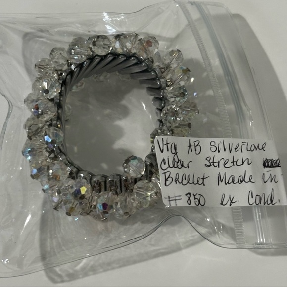Vintage Japan rhinestone crystal ab expandable bracelet - Picture 5 of 6